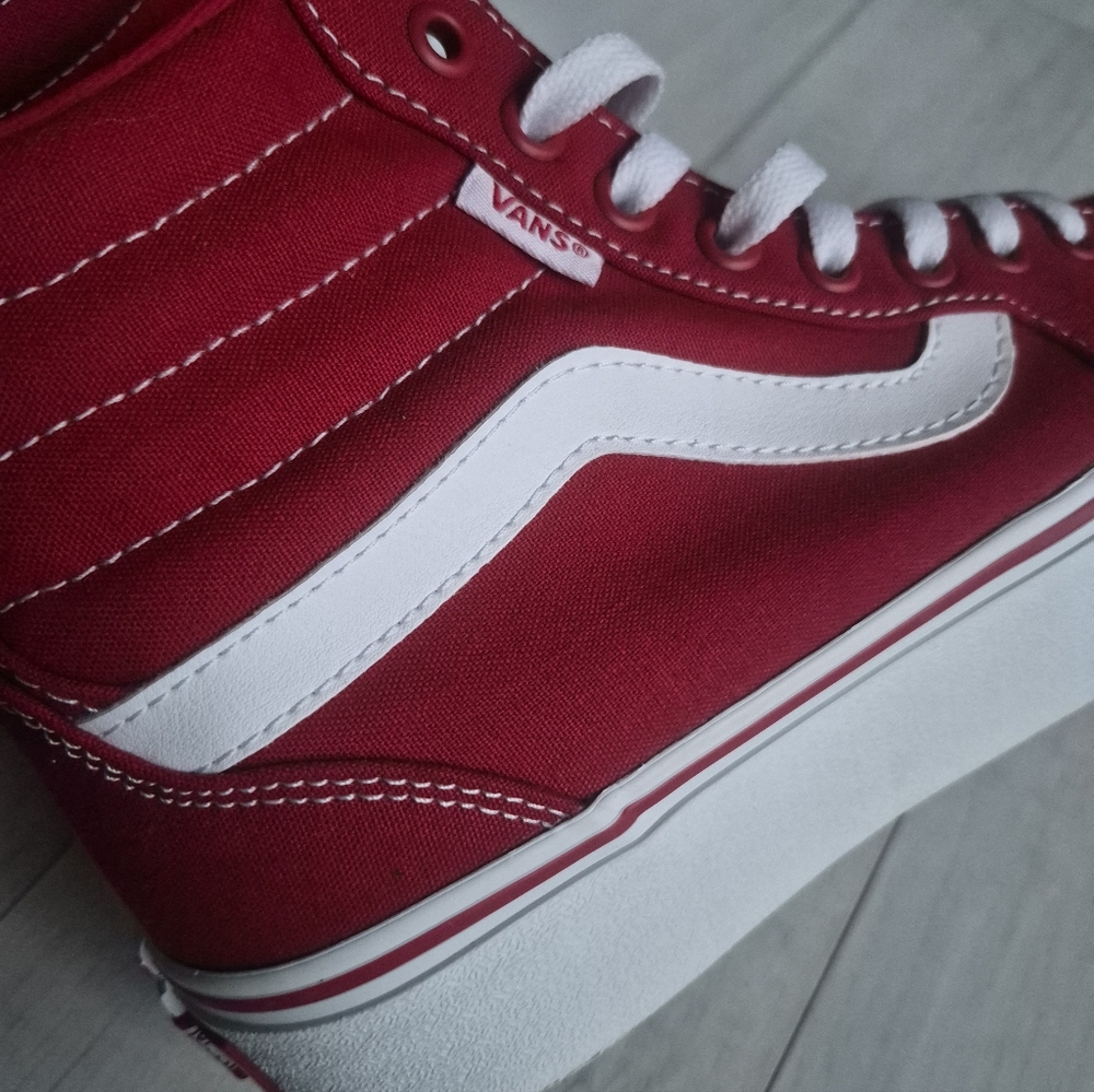 VANS NEW Sk8-Hi Tapered Platform Shoes - Picture 7 of 11